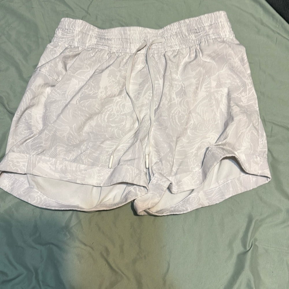 Lulu lemon shorts!